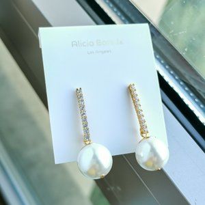 Alicia Bonnie dangle pearl drop earrings